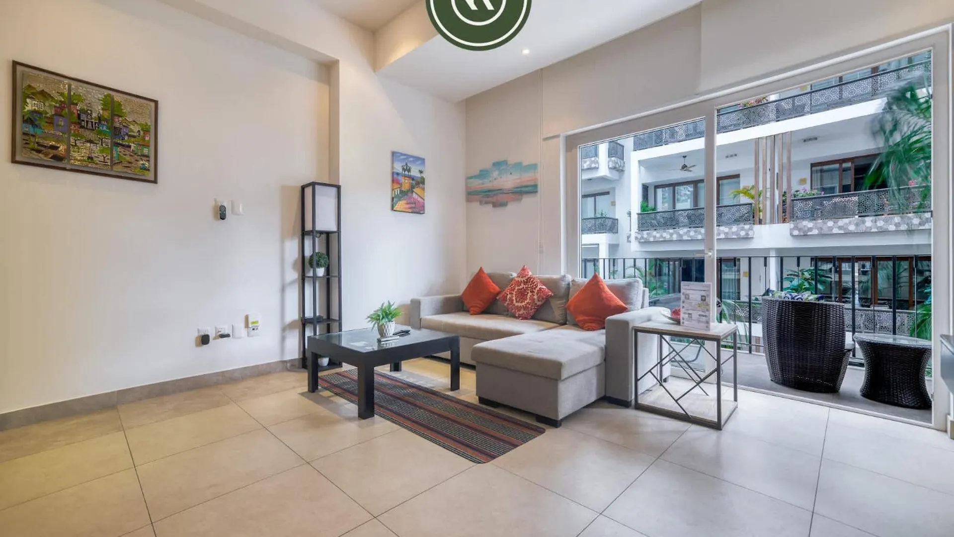 Amazing 1 Bedroom Condo - Zona Romantica - Rooftop Pool Puerto Vallarta Apartment