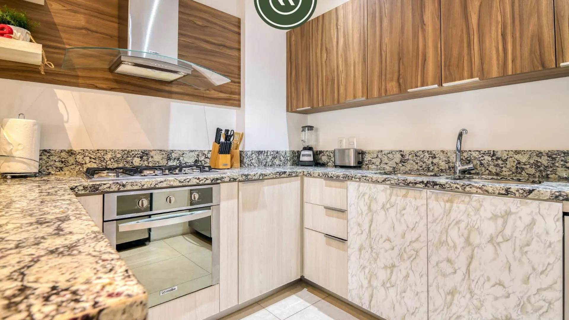 Amazing 1 Bedroom Condo - Zona Romantica - Rooftop Pool Puerto Vallarta Mexico